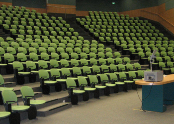 7 Out Of 350 Students Present for NTU Engineering Class Lecture