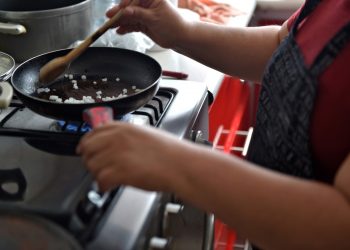 How much allowance to give helper every month, employer asks