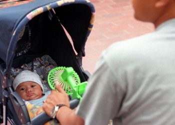 Maid hired to take care of baby refuses to wash the same child’s bottles in a relative’s house