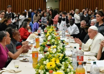 Pope Eats Lunch with Trans Women, Celebrates with Them