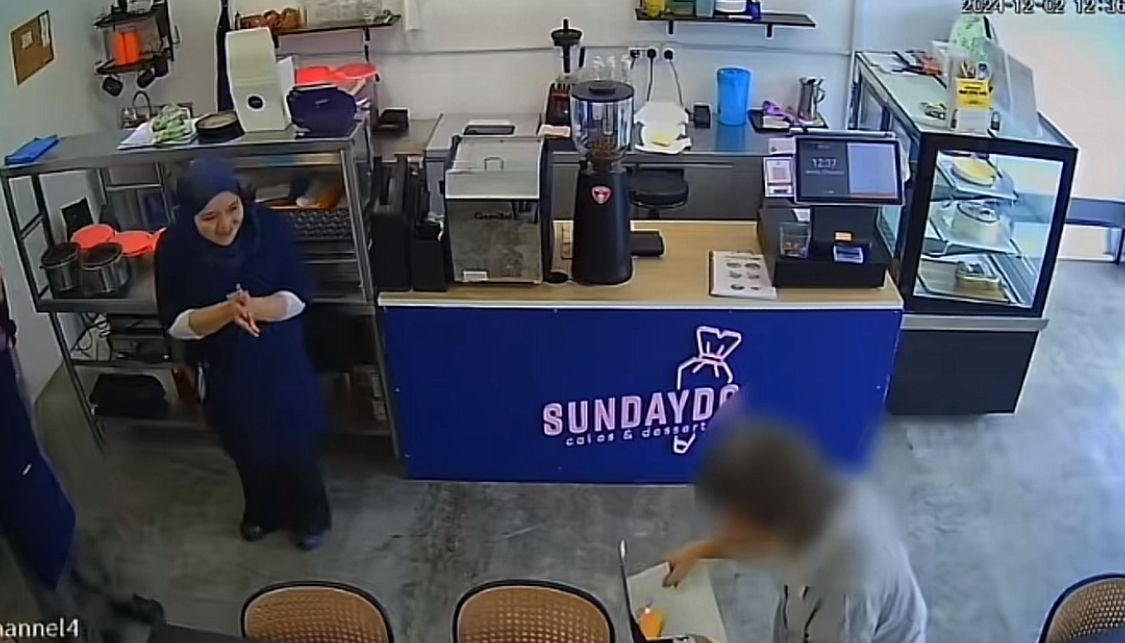 Bakery Staff Surprises Aunty Celebrating Birthday Alone in a ...