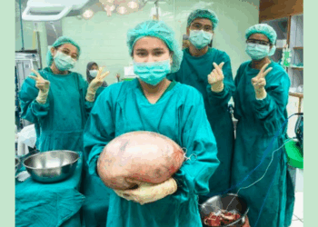Thai Woman’s “Big Belly” Turns Out to Be an 8kg Ovarian Cyst