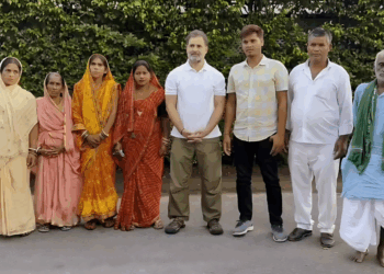 “I Had Tea With ‘Dead’ Voters”: Rahul Gandhi Targets Election Commission in Bihar, India