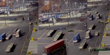 China’s ‘Ghost Logistics Centers’ Run 24/7 in Complete Darkness—No Humans Needed