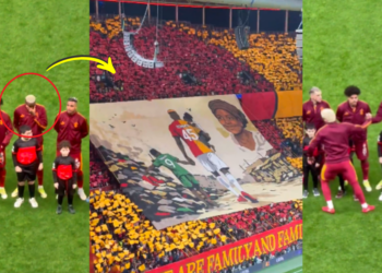 Victor Osimhen Breaks Down After Galatasaray Fans’ Tribute to His Mother