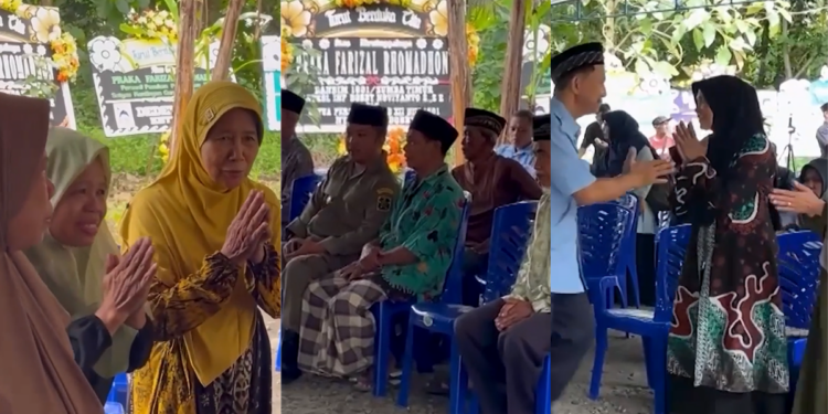 Indonesians pay respect at the funeral of fallen UN soldiers