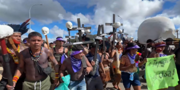 ‘Our future is not for sale… expel the intruders!’ – Indigenous groups march in Brasilia to demand land demarcation amid mining expansions