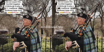 Scottish Bagpiper Plays ‘Rasa Sayang’ On Edinburgh Street, Melting Hearts Online