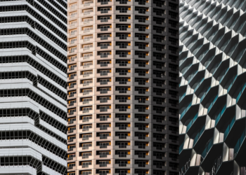 Photographer Captures Stunning Local Architecture Through Smartphone Lens