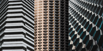 Photographer Captures Stunning Local Architecture Through Smartphone Lens
