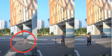 Toddler Runs Alone Onto Road Outside Punggol Coast Mall, Family Quickly Intervenes